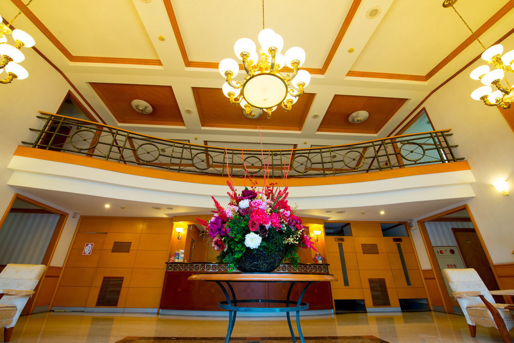 Shan Shui Shen Resortopia Hotel Ґуаньшань Екстер'єр фото